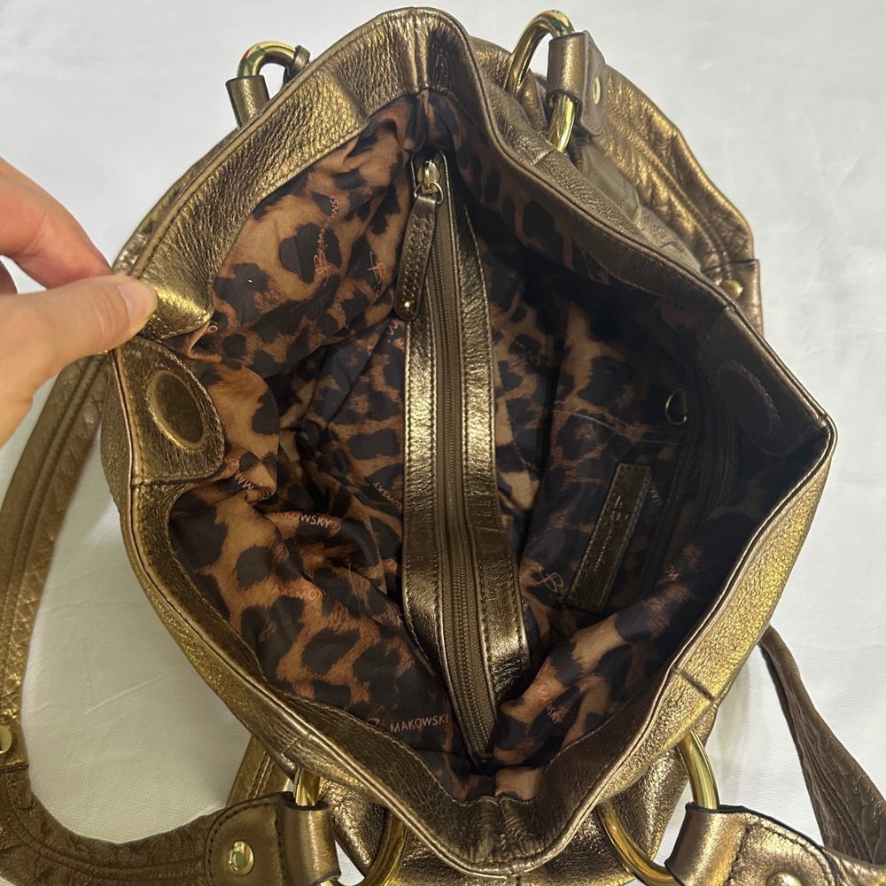 B. Makowsky Gold Leather Shoulder Bag Slouchy Hobo Y2K Indie Sleaze Mob Wife - Picture 7 of 16